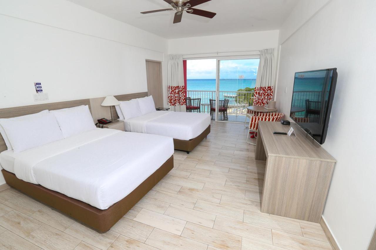 Resort Grand Decameron Cornwall Beach, A Trademark