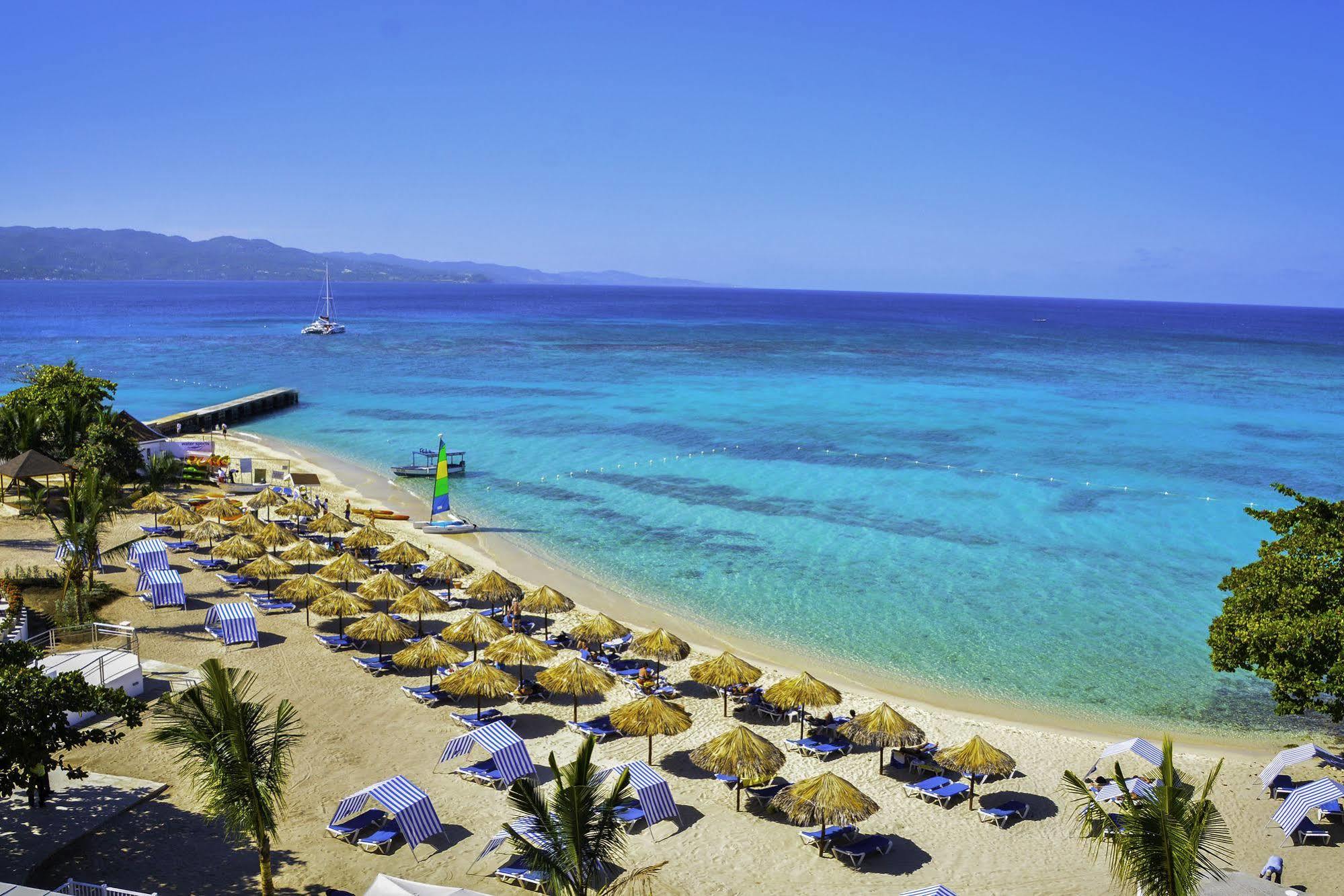 Resort Grand Decameron Cornwall Beach, A Trademark Montego Bay