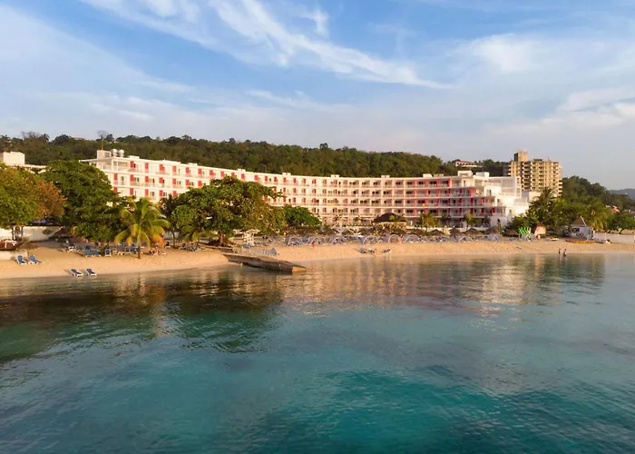 Grand Decameron Cornwall Beach, A Trademark All-Inclusive Resort