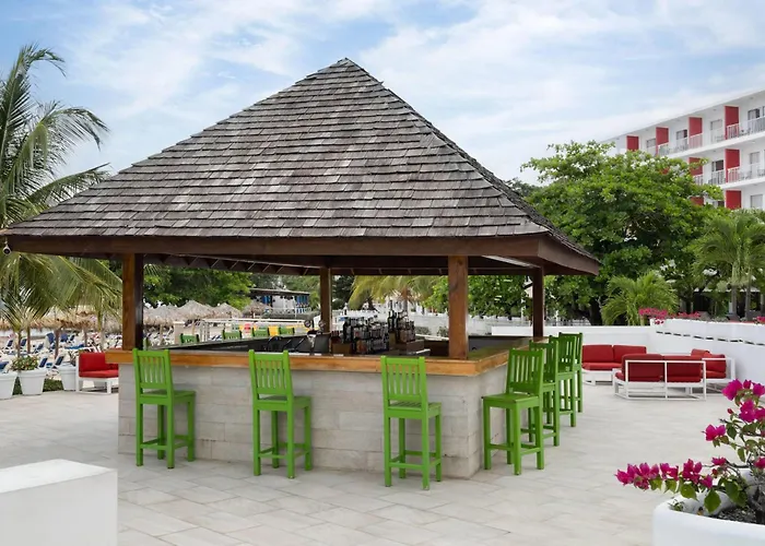 Grand Decameron Cornwall Beach, A Trademark All-Inclusive Resort