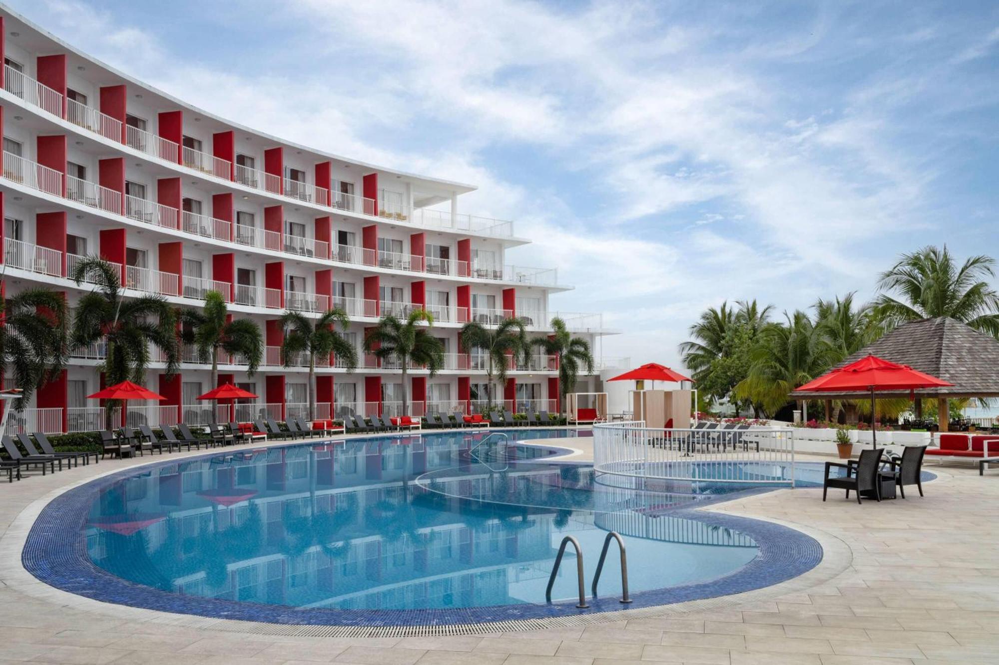 Grand Decameron Cornwall Beach, A Trademark All-Inclusive Resort